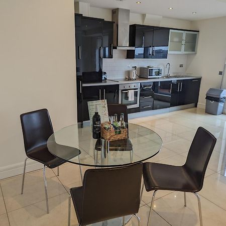 The Western Citypoint Apartments Γκάλγουεϊ Εξωτερικό φωτογραφία