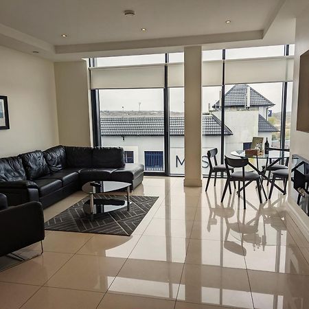 The Western Citypoint Apartments Γκάλγουεϊ Εξωτερικό φωτογραφία