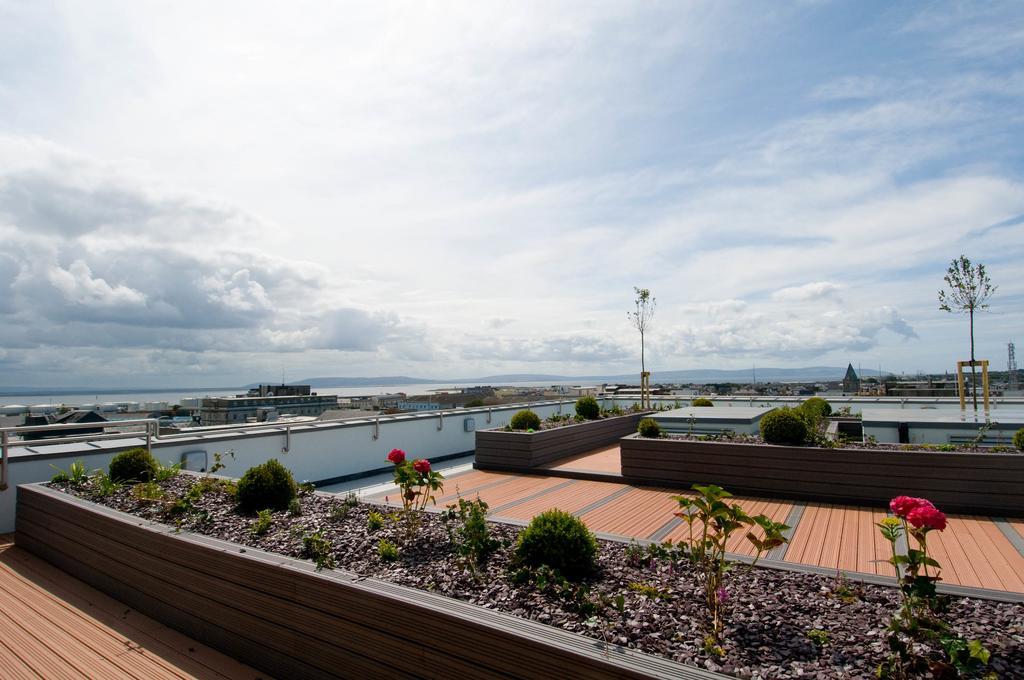 The Western Citypoint Apartments Γκάλγουεϊ Εξωτερικό φωτογραφία