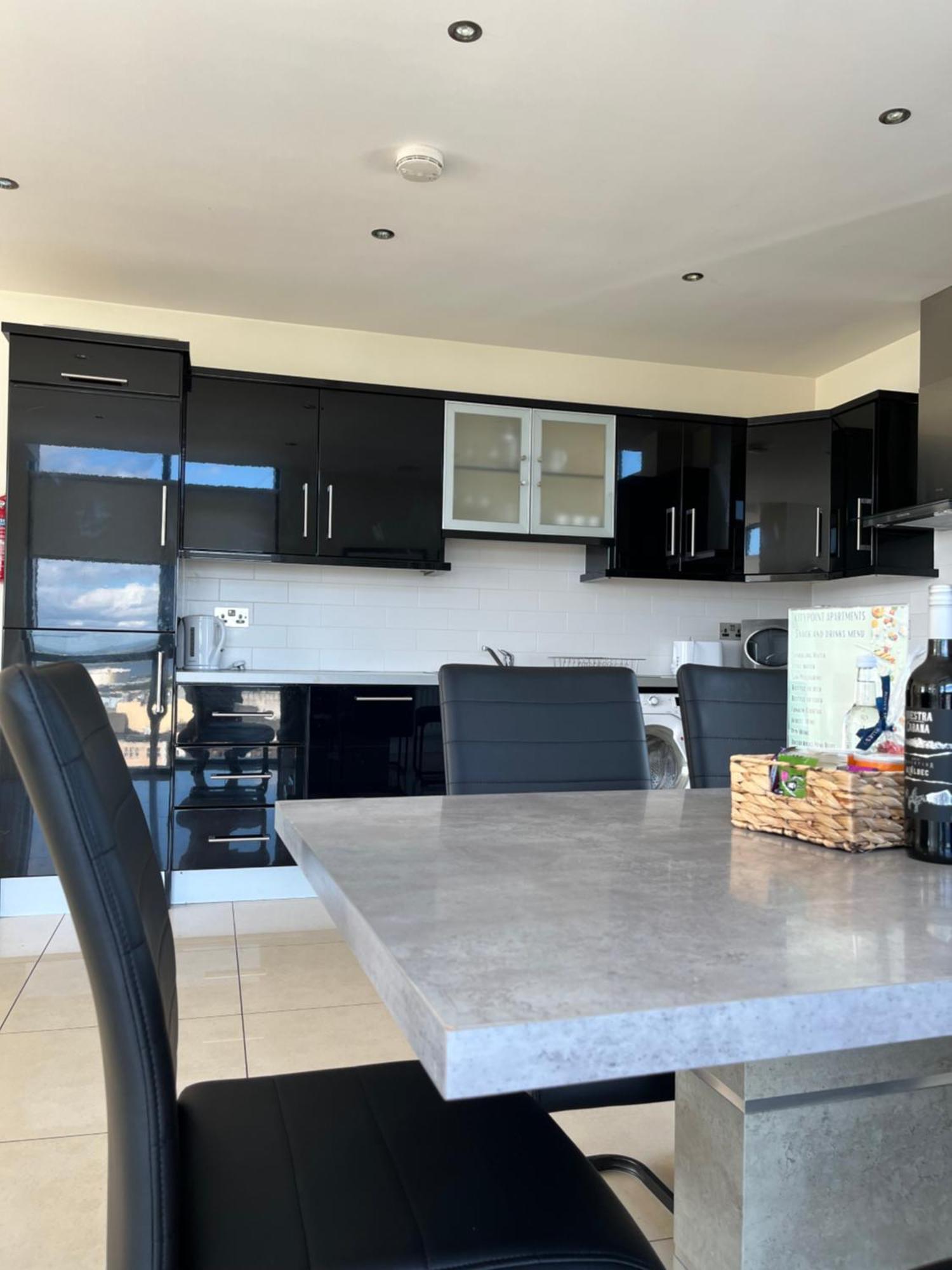 The Western Citypoint Apartments Γκάλγουεϊ Εξωτερικό φωτογραφία