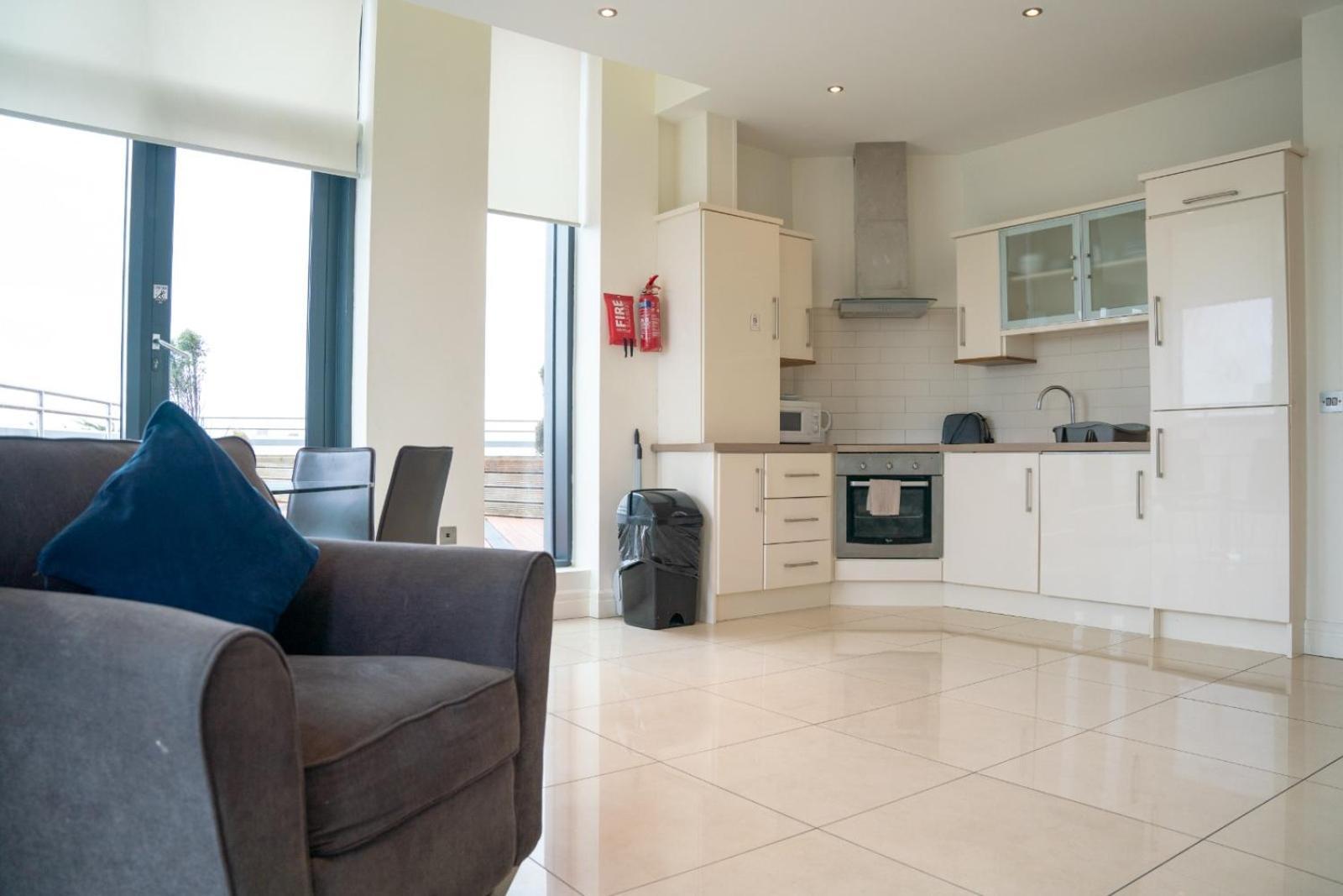 The Western Citypoint Apartments Γκάλγουεϊ Εξωτερικό φωτογραφία