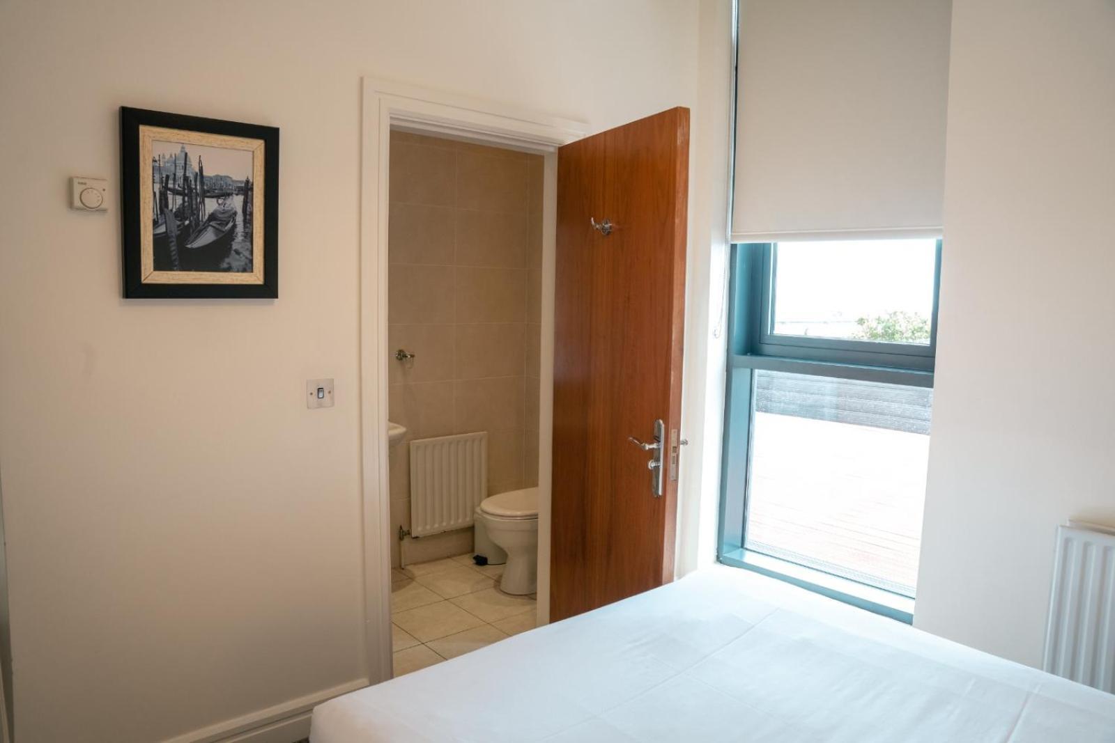 The Western Citypoint Apartments Γκάλγουεϊ Εξωτερικό φωτογραφία